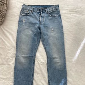 Levi 501 size 27